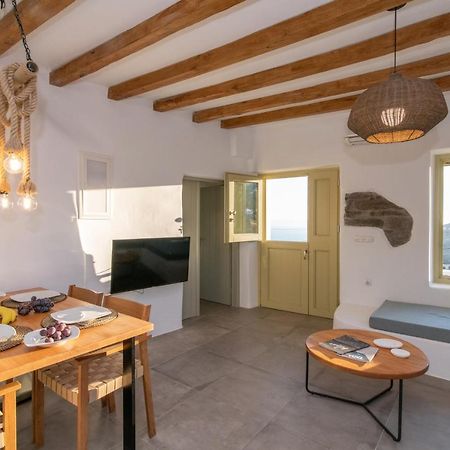 Villav Triandáros المظهر الخارجي الصورة