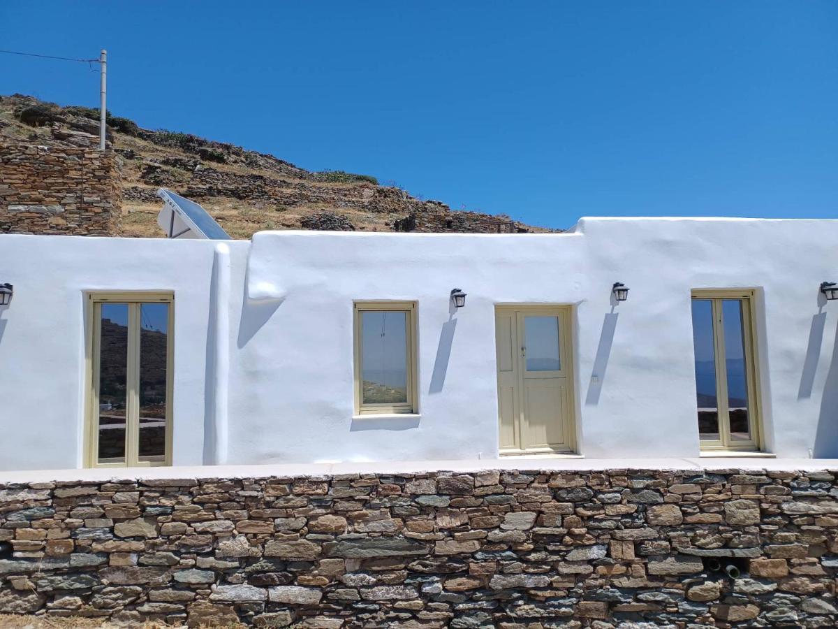 Villav Triandáros المظهر الخارجي الصورة